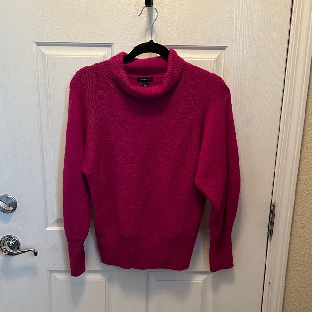 Halogen Fuchsia Merino Wool Blend Cowl Neck Sweater Size Small